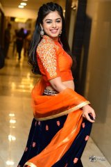 Siddhi Idnani New Photos